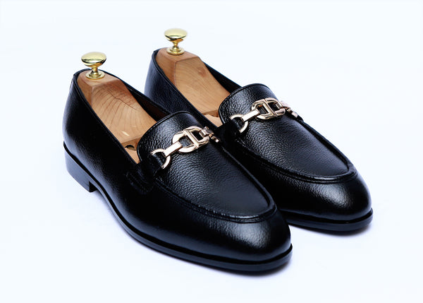 Mild Leather Round Shape Buckle Rubber Sole Black