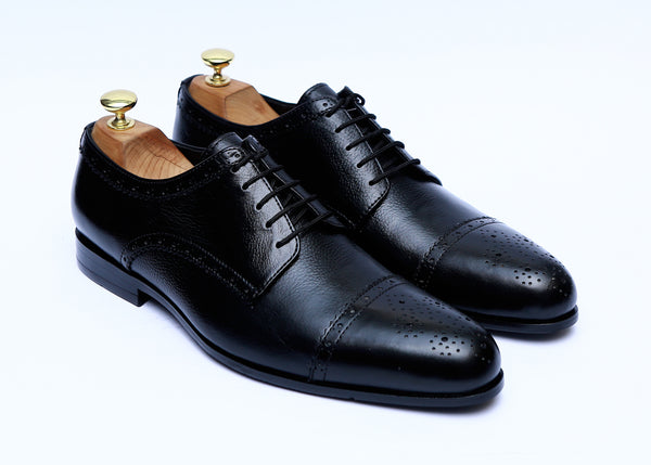 Lace-up Leather Shoes Rubber Sole in Black