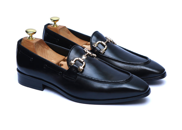 Plain Leather Toe Shape Rubber Sole Shoes In Black