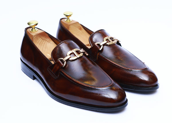 Plain Leather Shoes With Rubber Sole In Two Tone