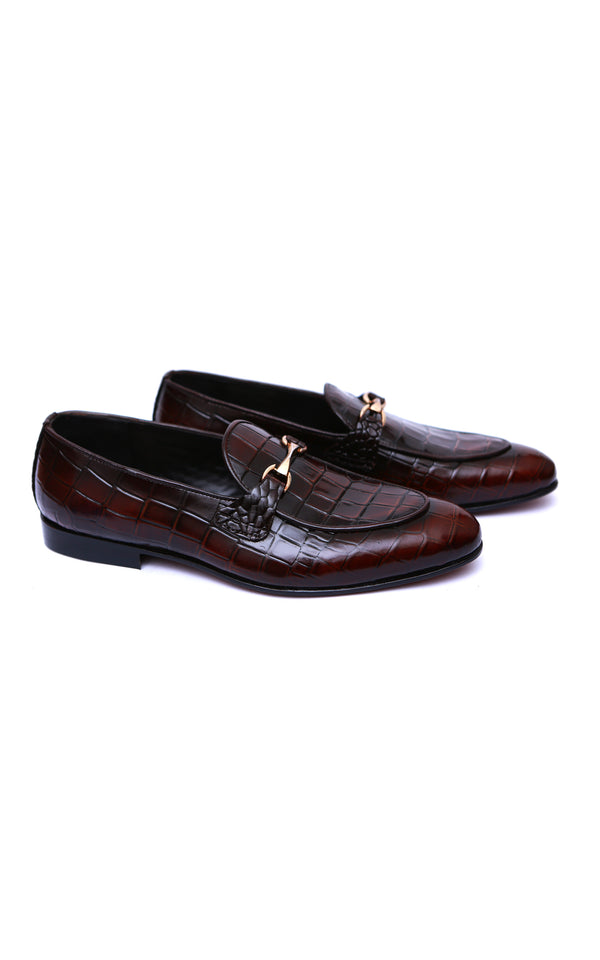 Handmade Croc Leather Shoes With Buckle In Maroon Color