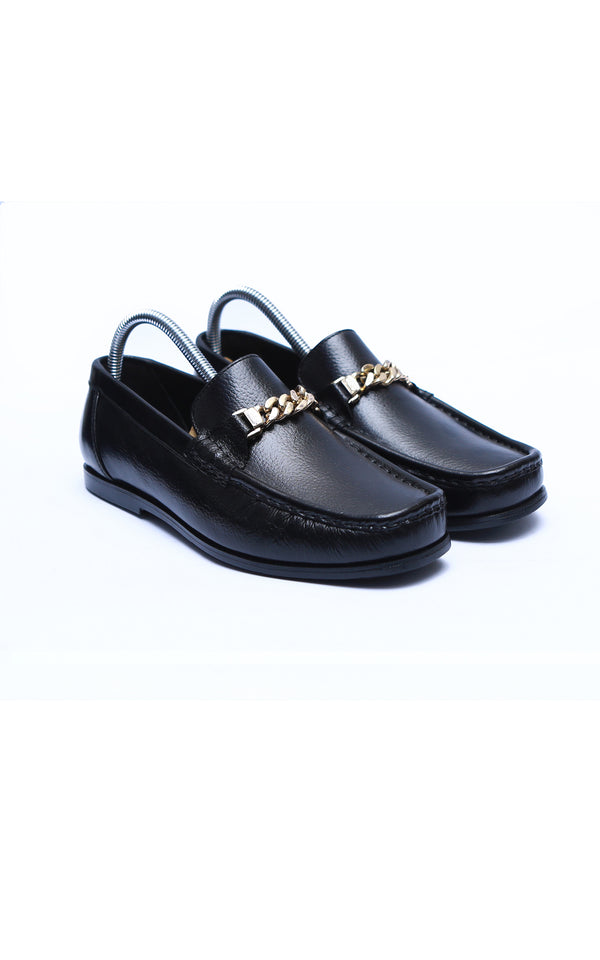 Loafer Shoes in Black With Chain Buckle