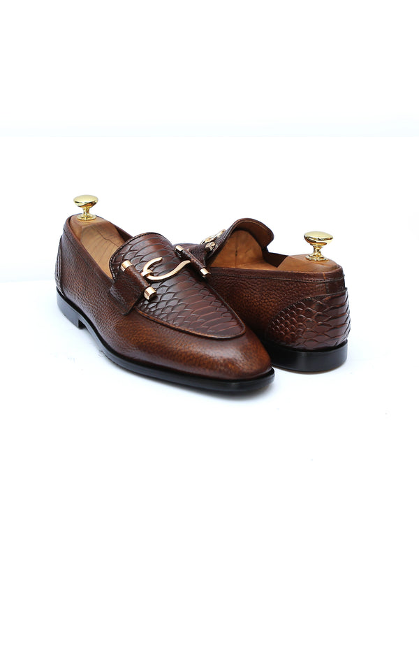S Buckle Fish Leather Shoes In Two Tone